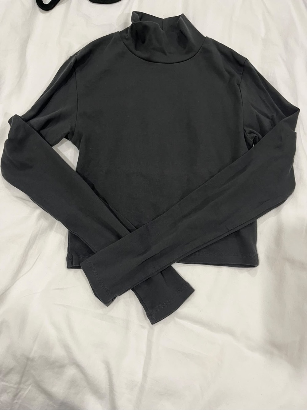 Zara Women's Long-Sleeve Mock Neck Top in Charcoal size S